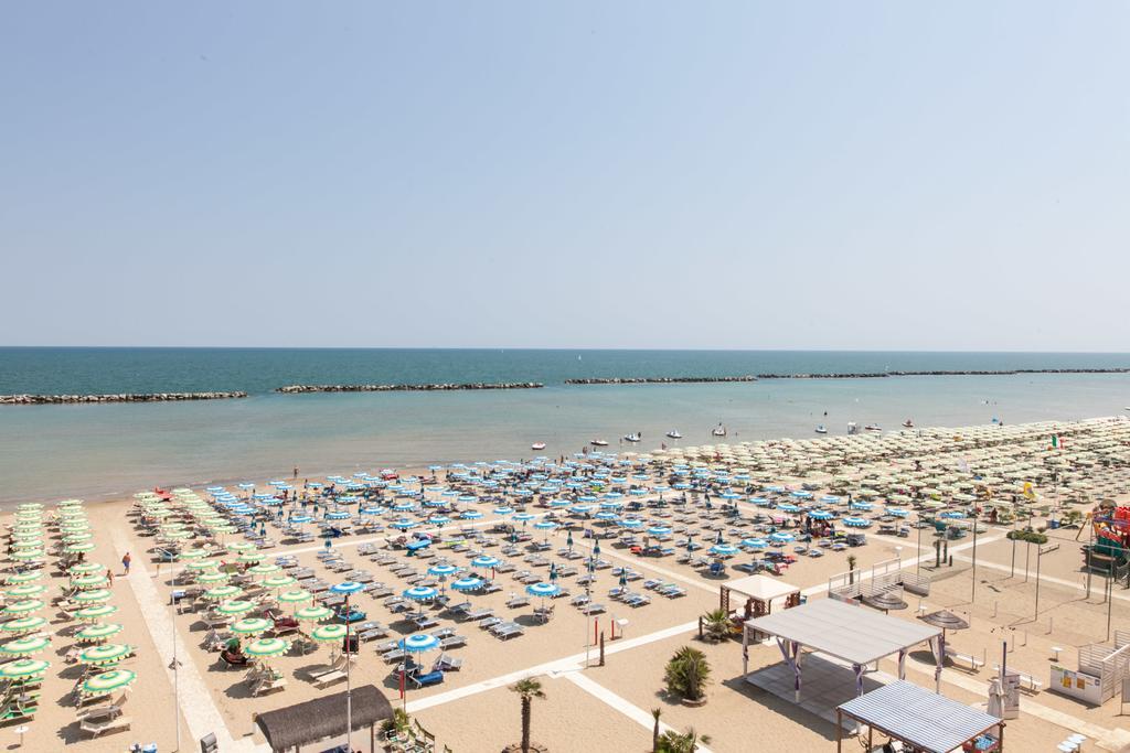 Hotel Teti Белариа-Игеа Марина Екстериор снимка