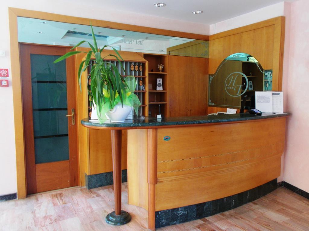 Hotel Teti Белариа-Игеа Марина Екстериор снимка