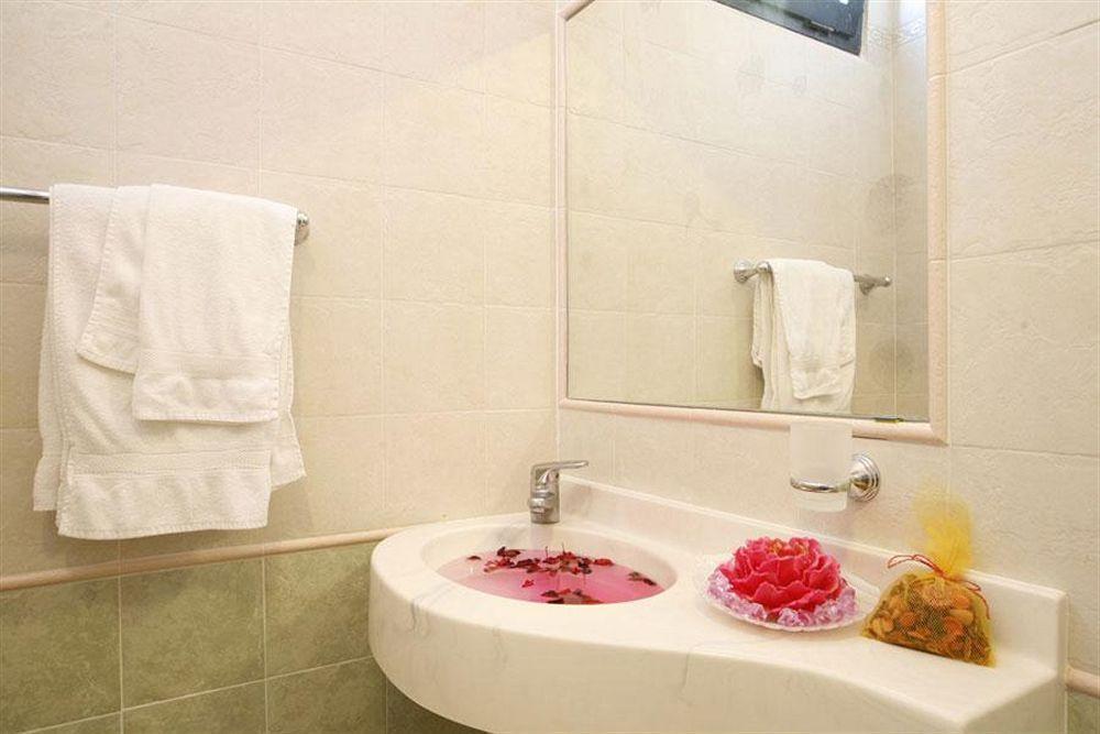 Hotel Teti Белариа-Игеа Марина Екстериор снимка